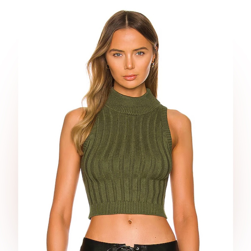 Superdown NWOT “ Montana”Olive Ribbed Knit Crop Top